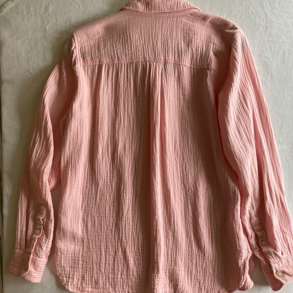 J Crew Rose Pink Long Sleeve Button Up Top Size Small - Picture 2 of 11